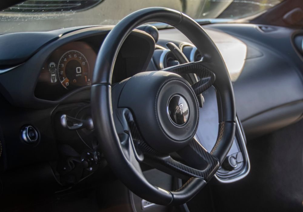 Mclaren 570s | Pristine Exotics Cars Rentals