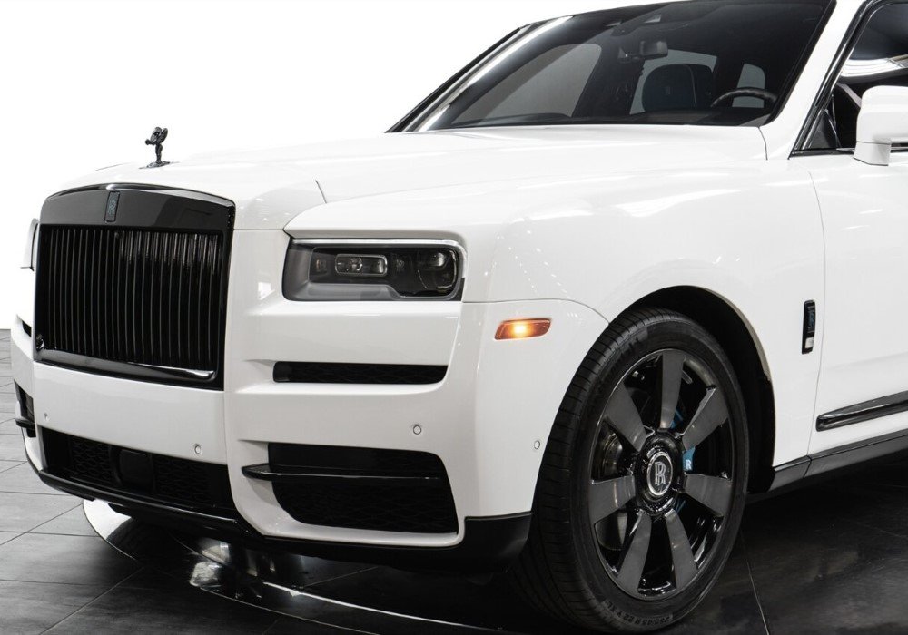 Rolls Royce Cullinan | Pristine Exotics Cars Rentals